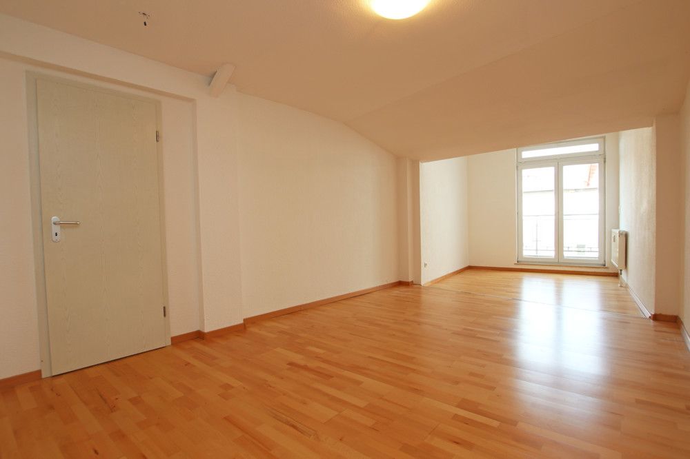 Wohn- und Schlafzimmer