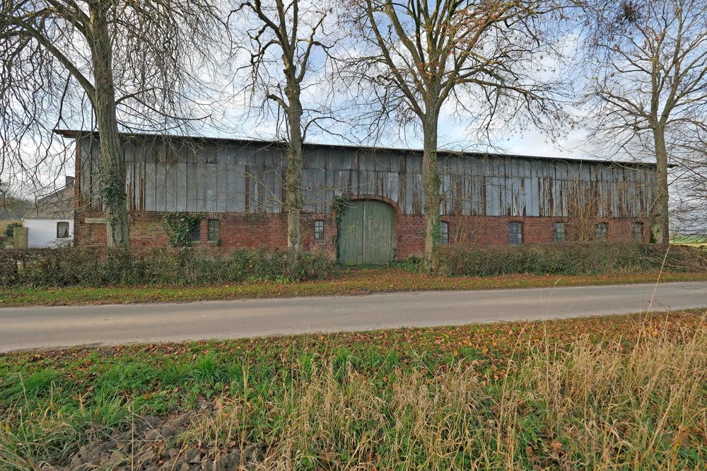 Scheune Straßenseite