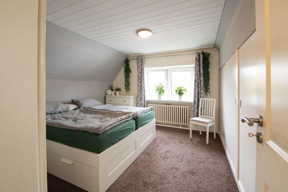Schlafzimmer.