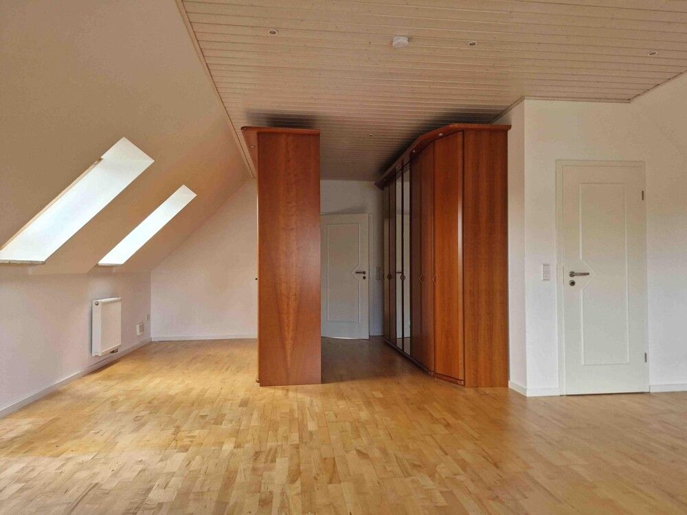einem begehbaren Kleiderschrank...