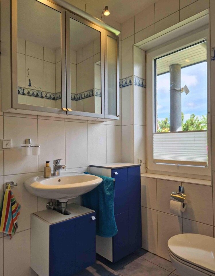 ins Badezimmer im EG