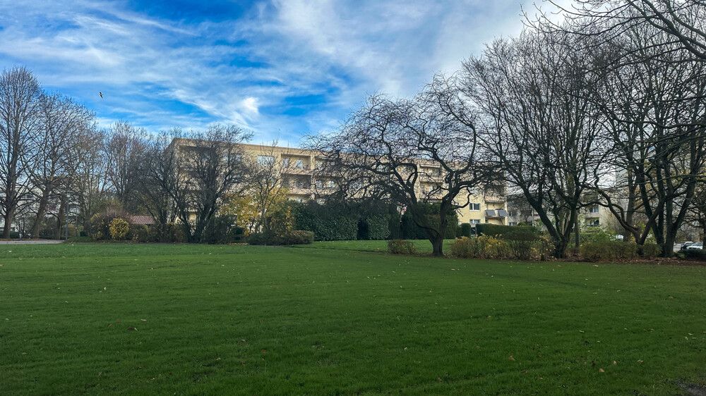 Nachbarschaftliche Außenanlagen-1 